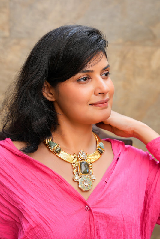 Aura Tiered Labradorite Polki Pendant Collar Necklace