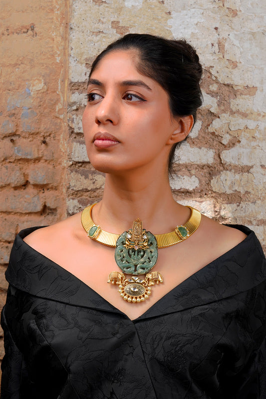 Carved Jade Openwork Polki Collar Necklace